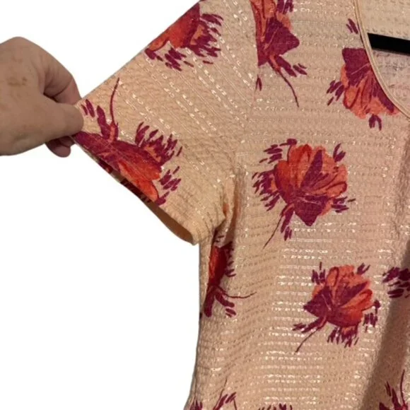 PERFECT for SPRING.SUMMER FLORAL PRINT TOP   LARGE - Picture 3 of 5